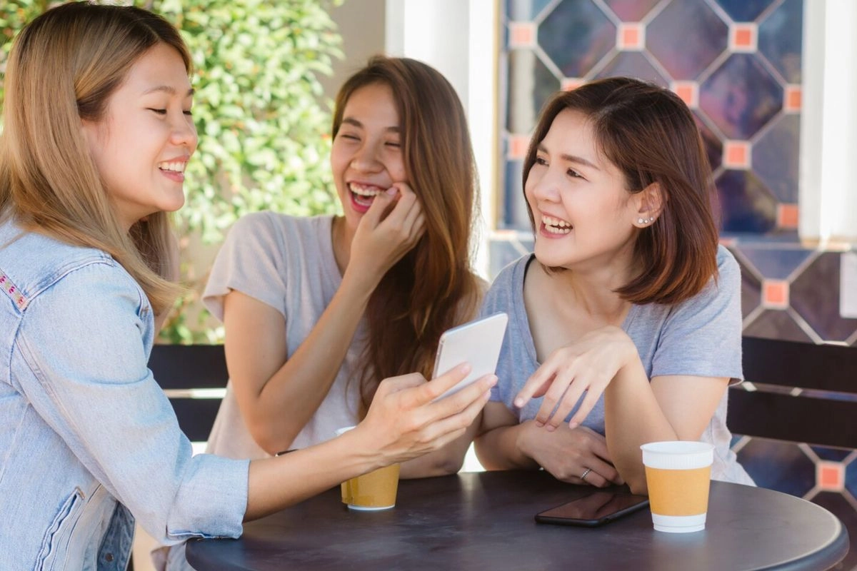 150 Pertanyaan Truth or Dare yang Seru dan Bikin Deg-degan