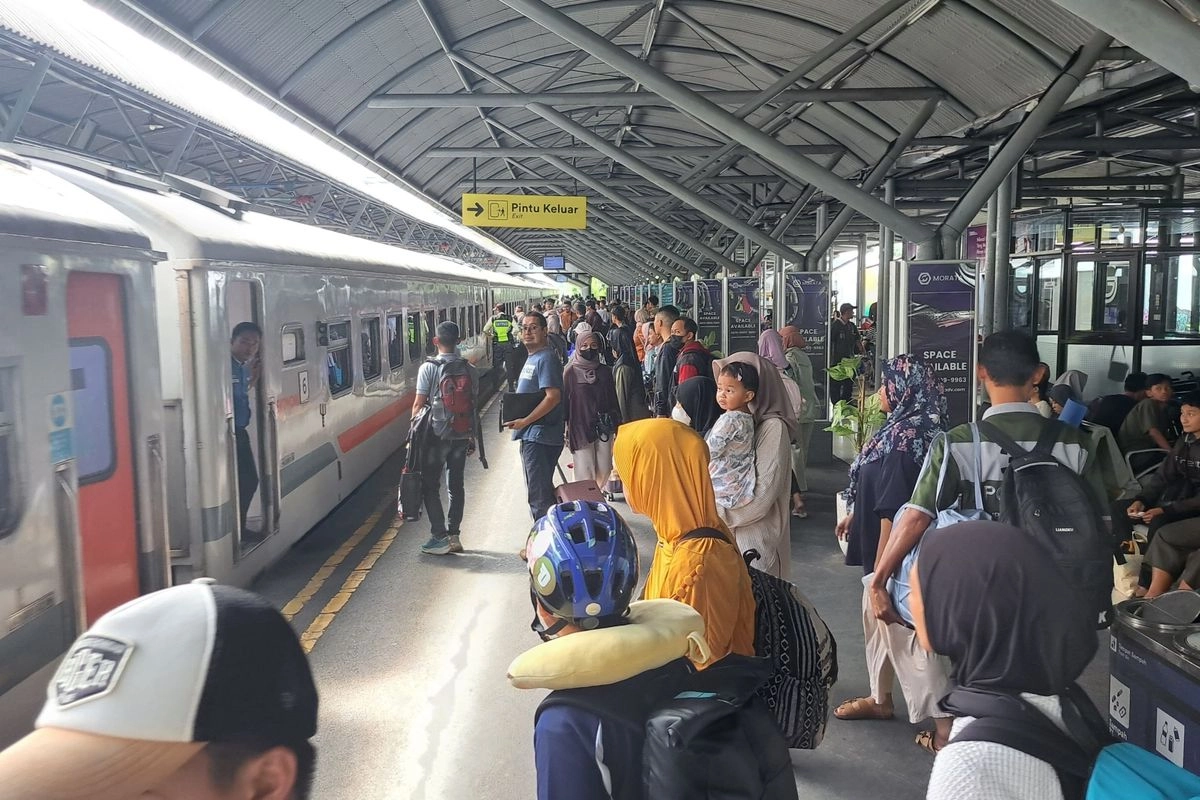 Arus Balik Imlek, Jumlah Penumpang Kereta Cetak Rekor Tertinggi