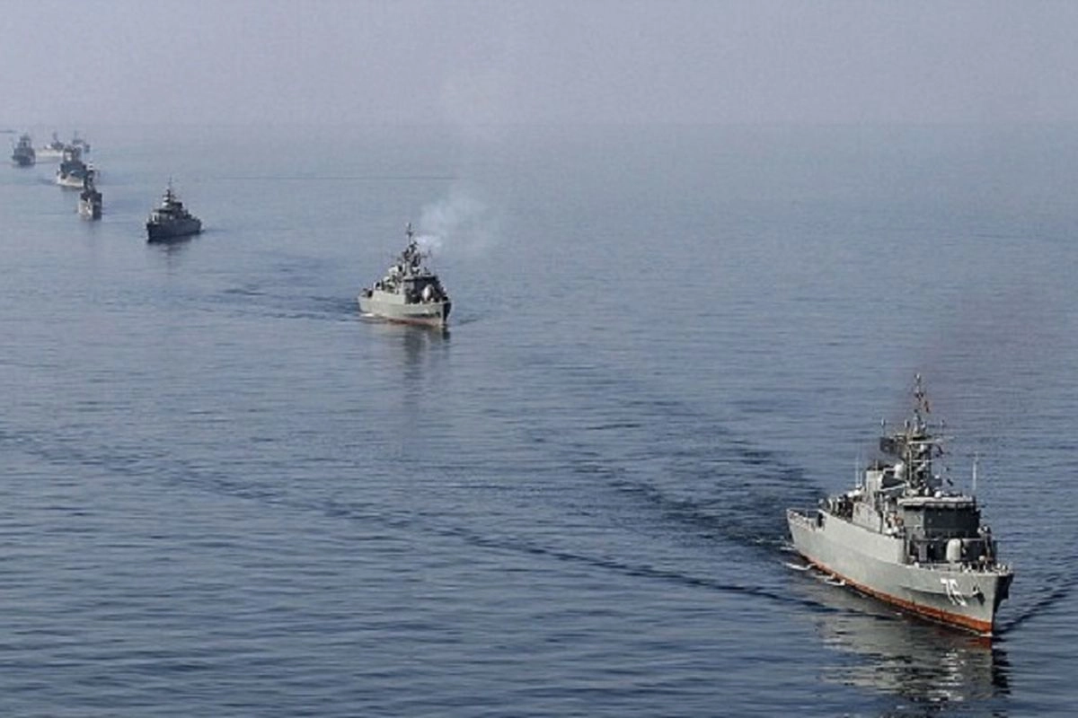 Iran Tutup Sebagian Selat Hormuz, Rusia dan China Kirim Kapal Perang