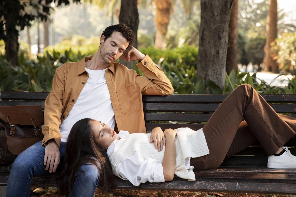 Mengenal Hopeless Romantic: Arti, Ciri-Ciri, dan Dampaknya dalam Hubungan