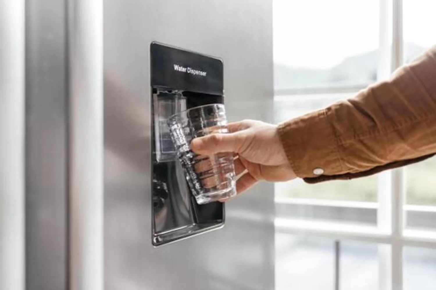 Sering Beser Bikin Salat Tarawih Terganggu? Dokter Sarankan Atur Pola Minum