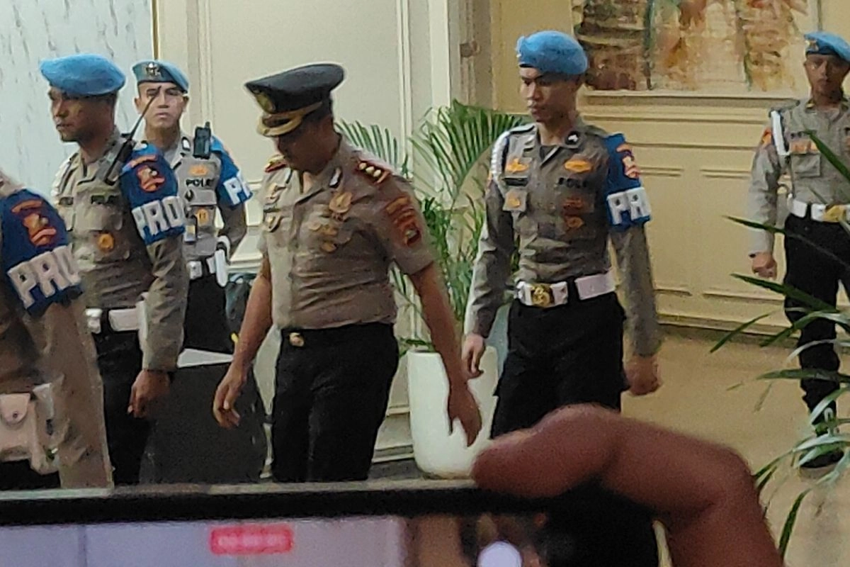 Penampakan Eks Kapolres Bima Usai Jalani Sidang Etik Terkait Kasus Narkoba