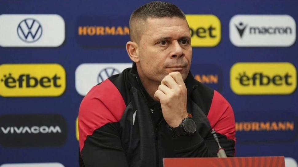 3Tahun Tinggal di Indonesia, Pelatih Timnas Bulgaria Sebut Sepak Bola Seperti Agama