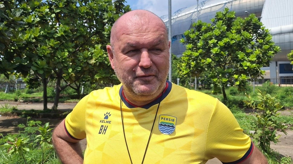 Amuk Bojan Hodak Usai Laga Persib Lawan Ratchaburi Gara-Gara Oknum Suporter Masuk Lapangan Hijau