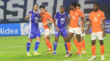 Media Thailand: Oknum Suporter Persib Lempar Pecahan Keramik ke Pemain Ratchaburi FC