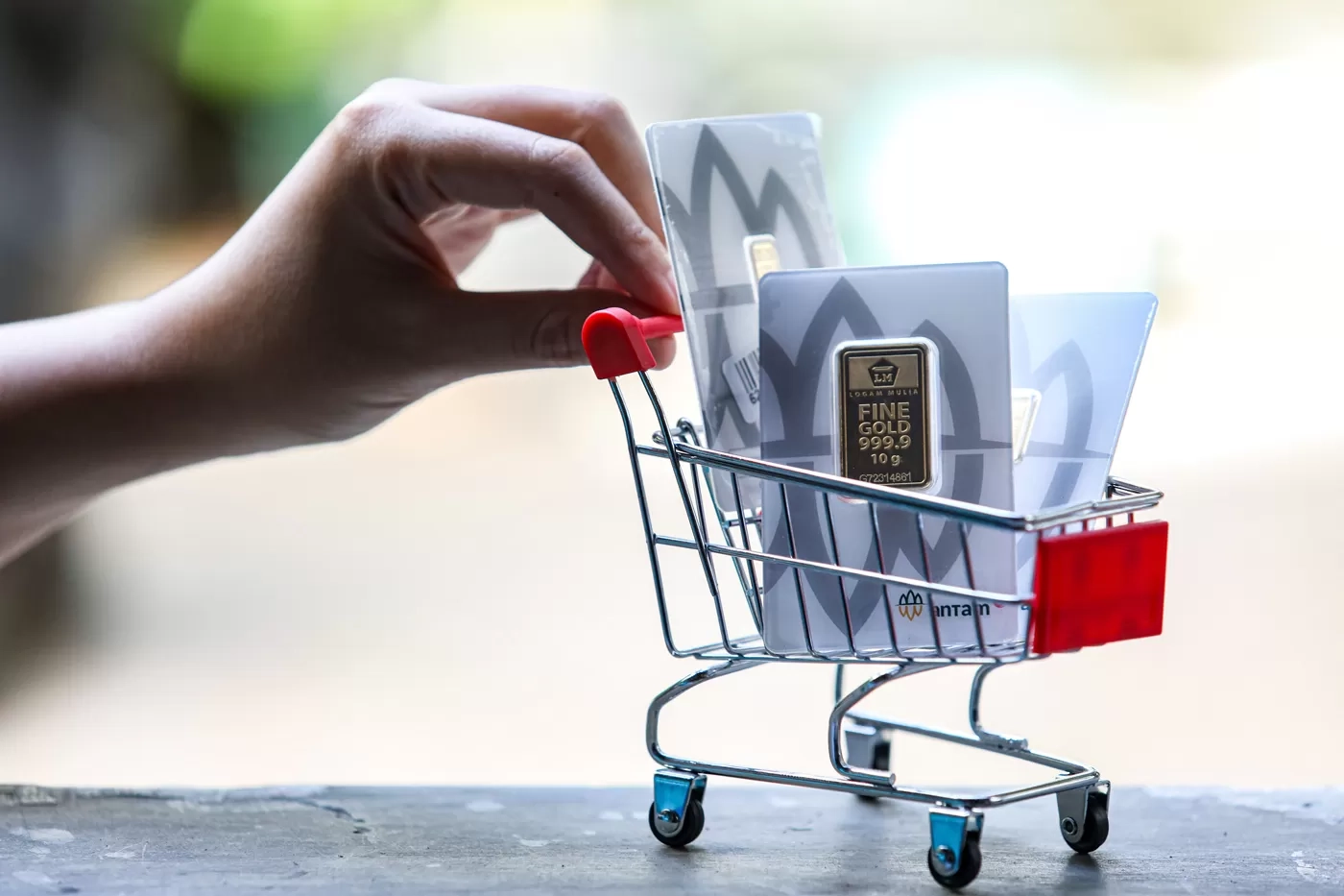 Harga Emas Antam Jumat, 20 Februari 2026: Naik Rp 28.000 Jadi Rp 2.944.000 Per Gram