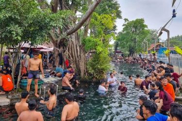 10 Tradisi Ramadan Unik dari Berbagai Negara, Ada Indonesia