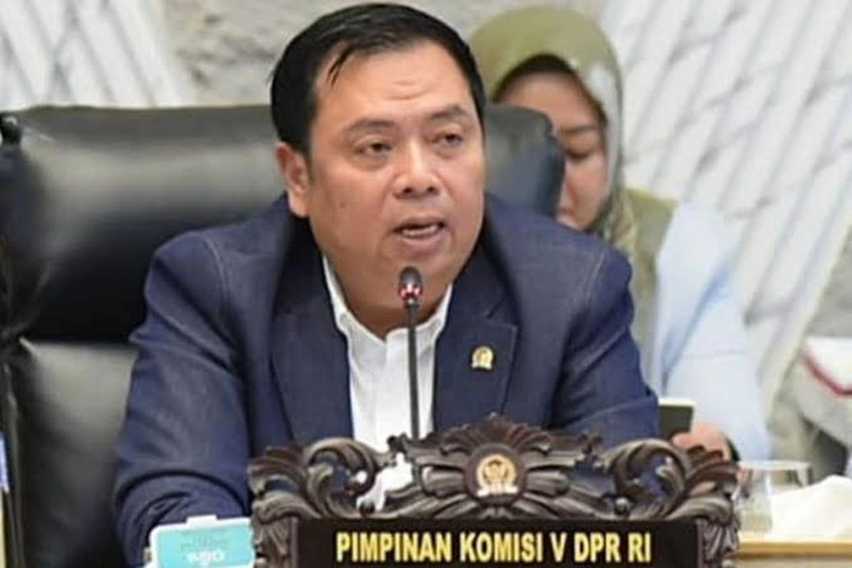 Komisi V Dukung Mendes Stop Ekspansi Minimarket demi Koperasi Desa: Tantangannya Tak Akan Ringan