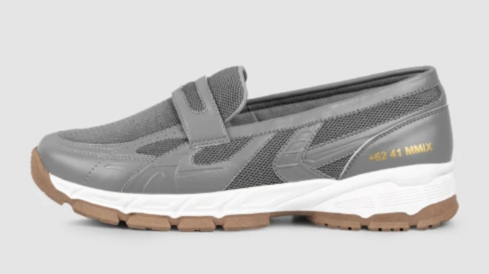 5 Sepatu Tanpa Tali Mirip New Balance 1906L, Model Loafer Harga Lebih Murah