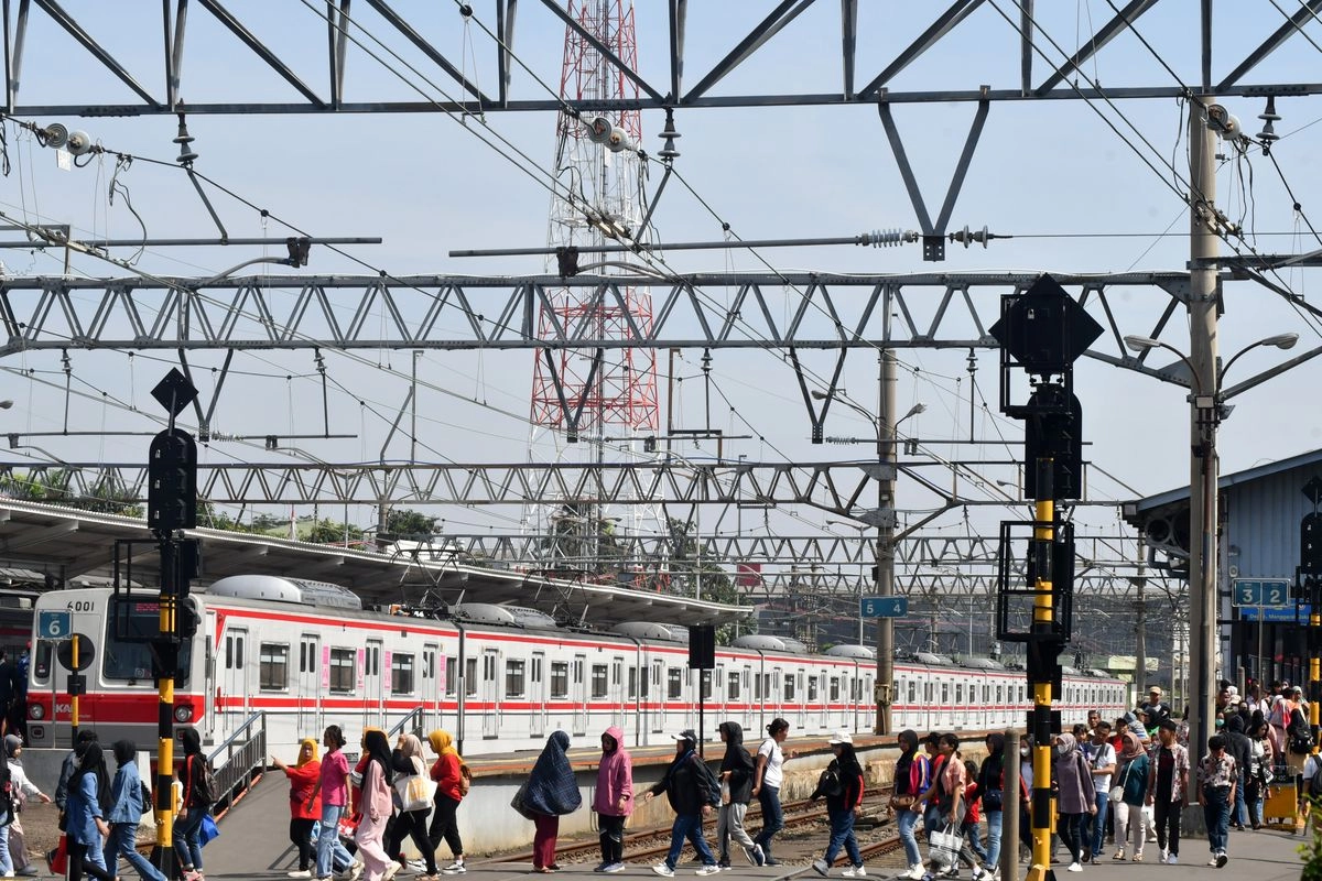 Ada Apa dengan Angka Pertumbuhan Ekonomi Indonesia?