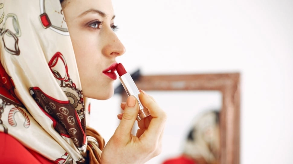Ciri-ciri Lipstik yang Wudhu Friendly dan Cocok Dipakai untuk Tarawih