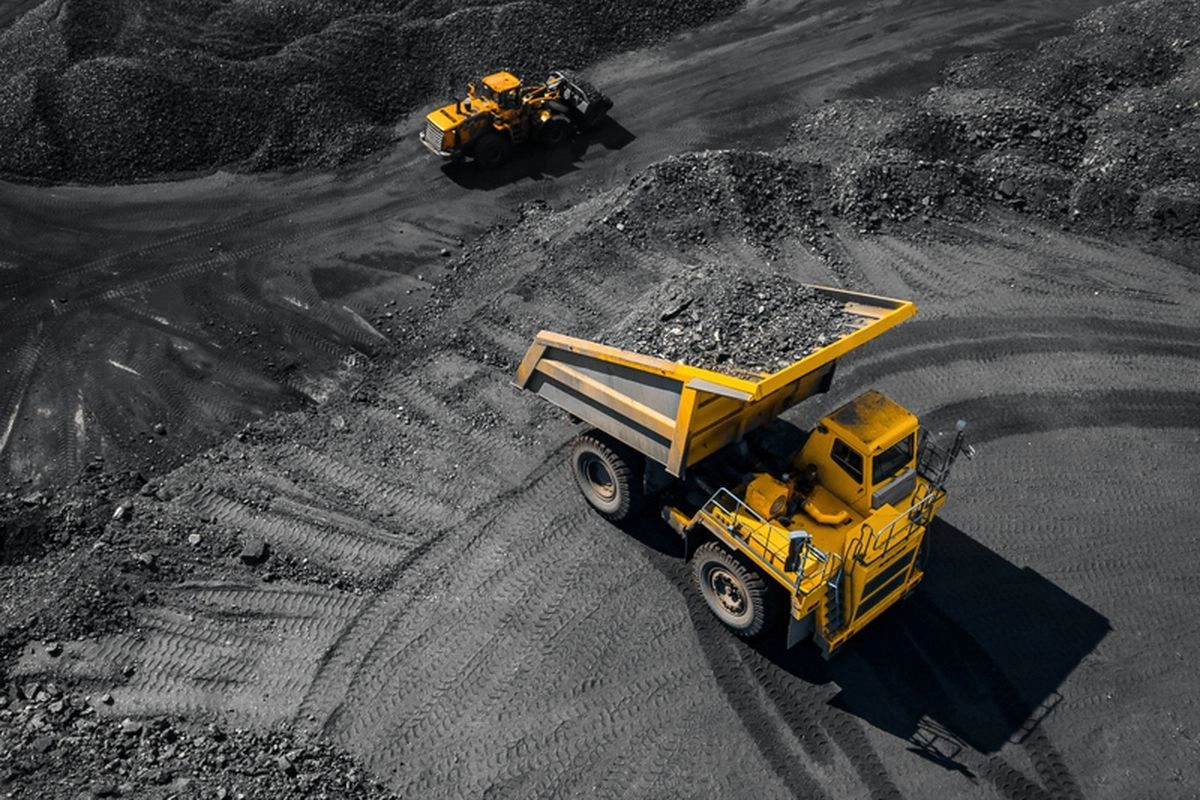 Anak Usaha DOID Kantongi Kontrak Tambang dengan Adaro hingga 2030