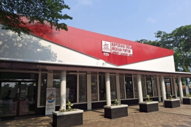 Dilema 105.000 Pikap Impor: Pertumbuhan yang Dibeli atau Diproduksi?