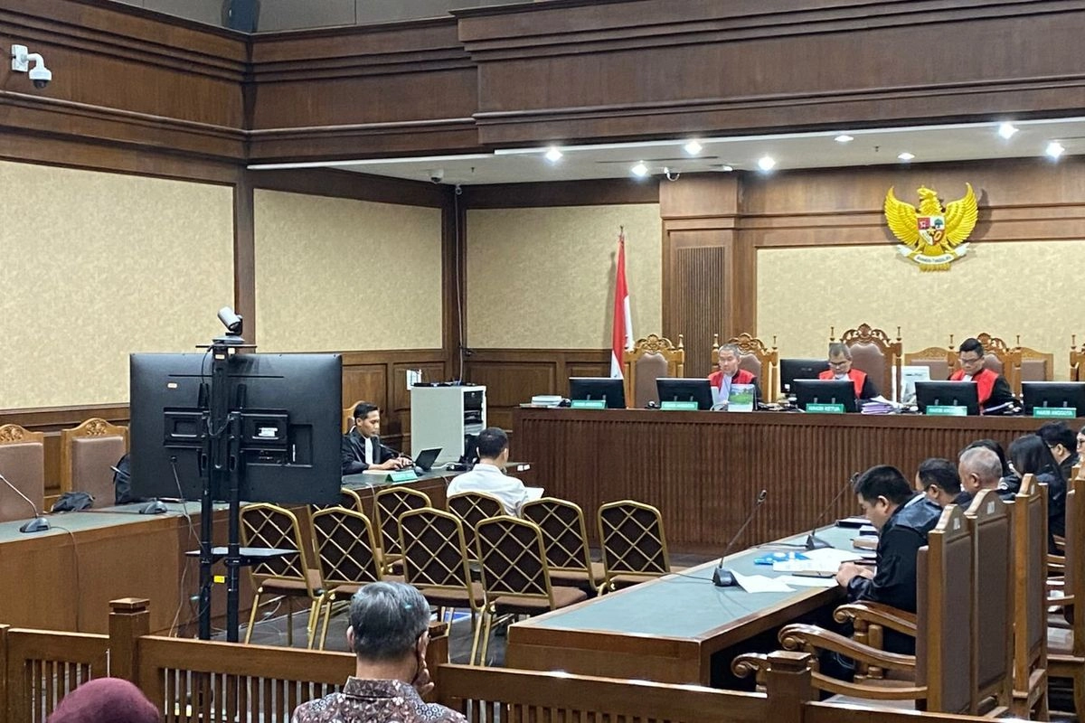 Suara Terdakwa Penyuap Hakim CPO Bergetar Saat Singgung Keluarganya