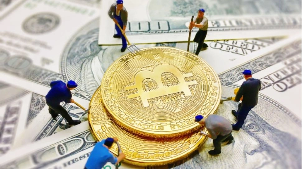 Harga Bitcoin Anjlok ke Level Terburuk Februari Imbas Tarif Trump
