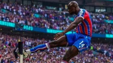 Hasil Liga Inggris: Gol Telat Guessand Benamkan Wolves, Fulham Sukses Hancurkan Sunderland