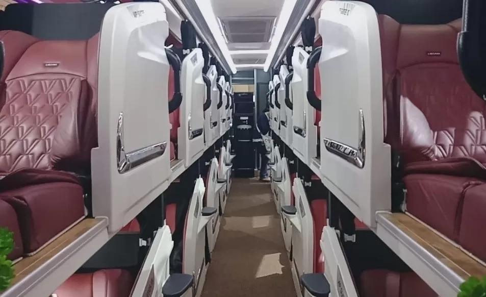 5 Perbedaan Bus Executive dan Sleeper yang Perlu Kamu Tahu Sebelum Pesan Tiket