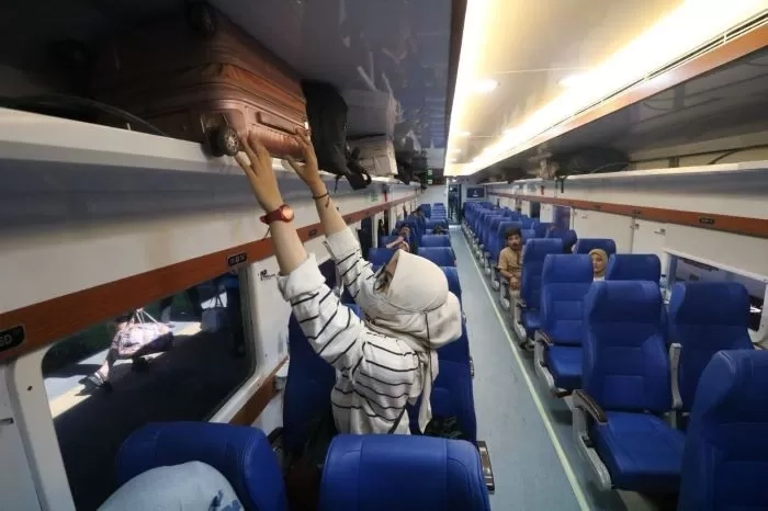 6 Kereta Ekonomi Favorit Rute Jakarta–Solo, Tiket Murah Mulai Rp 70 Ribuan, Nyaman Buat Perjalanan Jauh