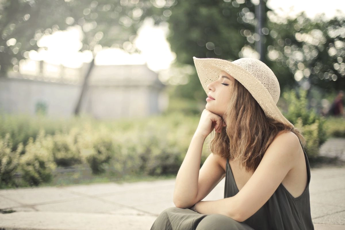 Kesalahan yang Bikin Flek Hitam di Wajah Susah Hilang