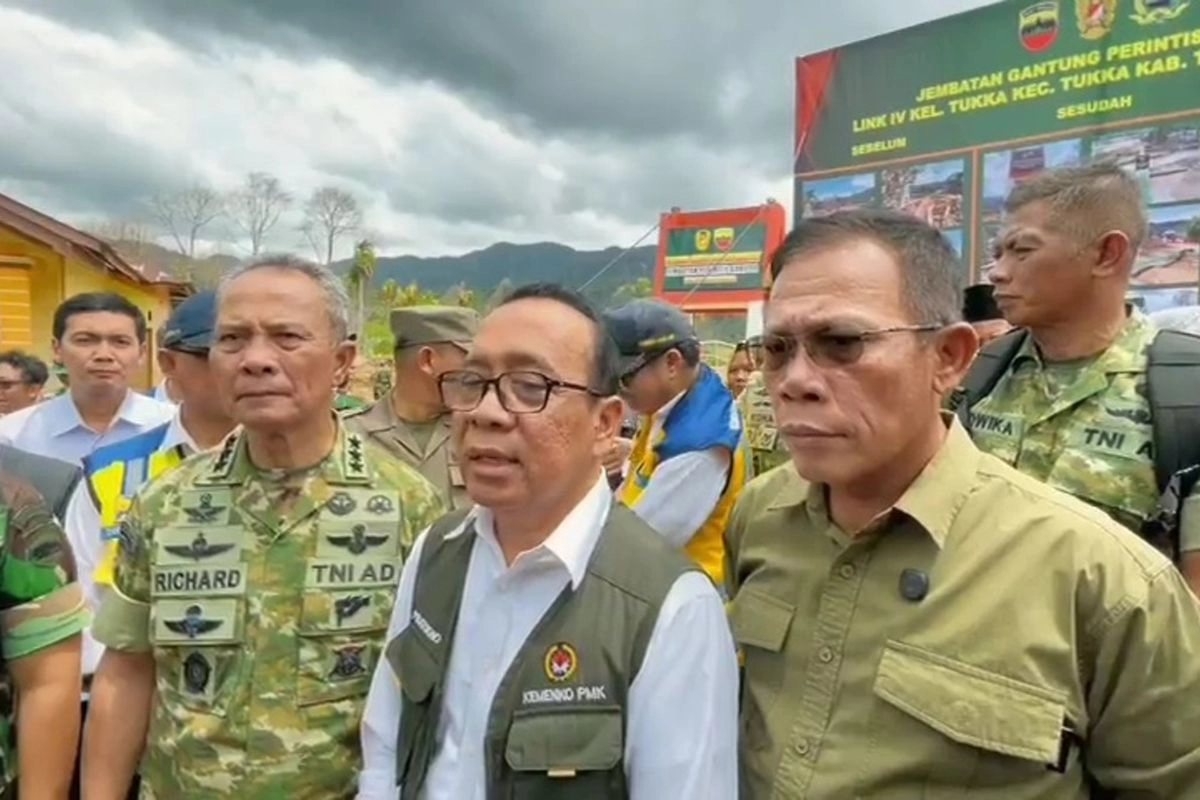 Pratikno Minta Pembangunan Huntara Korban Bencana Sumatera Dipercepat Sebelum Lebaran