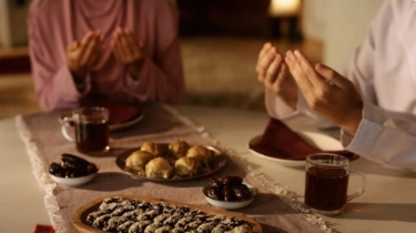 Waktu Sahur Sampai Jam Berapa? Ini Batas Akhirnya Menurut Ulama