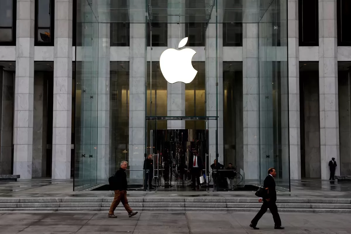 Pemegang Saham Apple Tolak Laporan Risiko Manufaktur di Tiongkok, Prioritaskan Investasi Teknologi dan AI