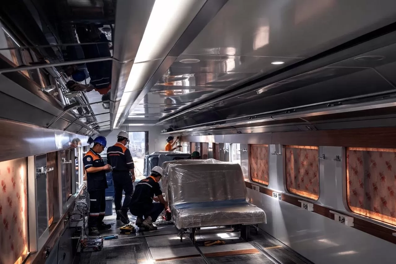 Tiket Kereta Ekonomi Kerakyatan Resmi Dijual Mulai Hari Ini untuk Mudik, Kursi Lebih Nyaman!