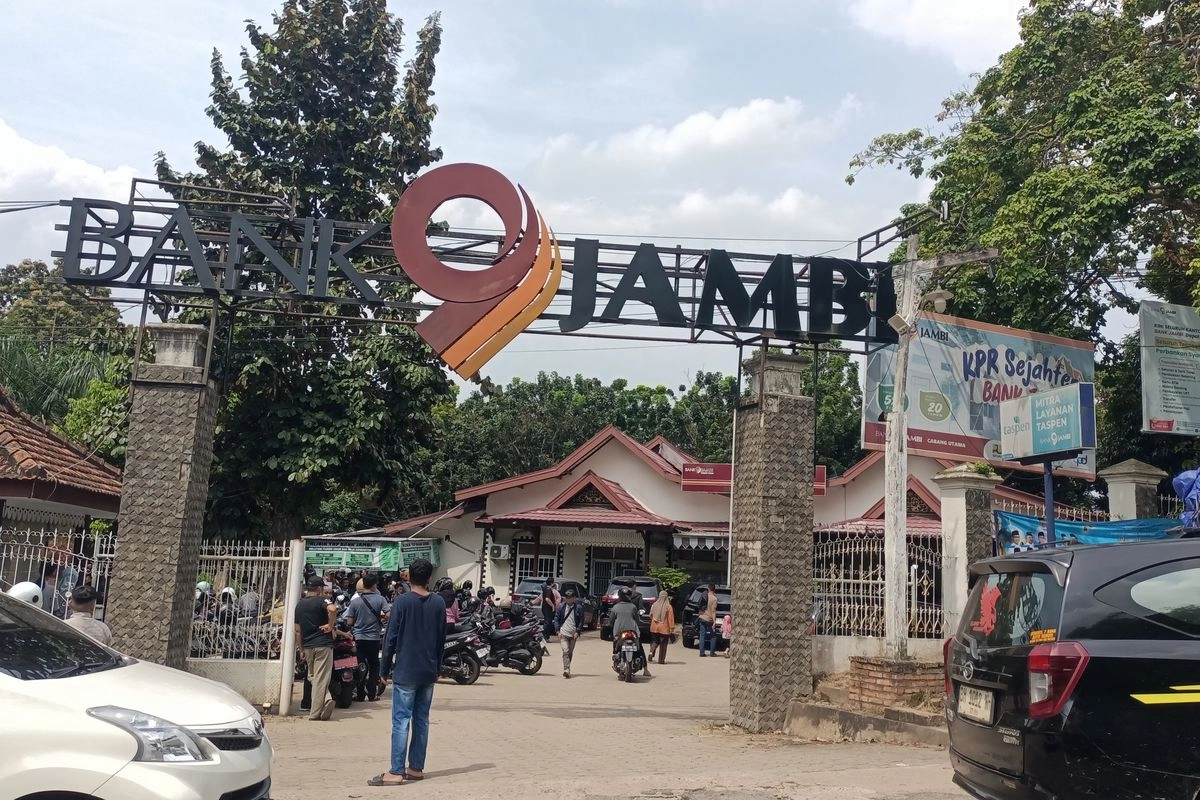 Kronologi Gangguan Bank Jambi: Bikin Saldo Nasabah Raib, Kini Jalani Audit Forensik