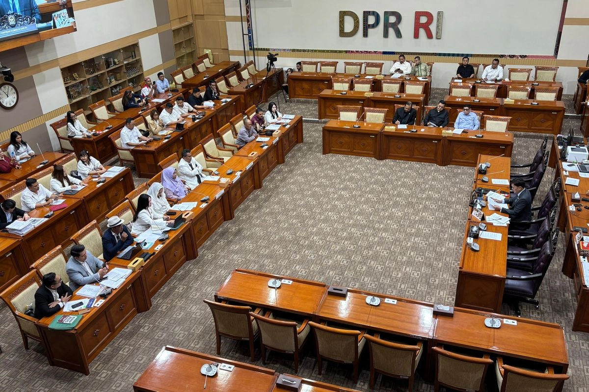 Ketika Ibu ABK Sea Dragon dan Pembunuh di Lombok Sujud ke Habiburokhman...