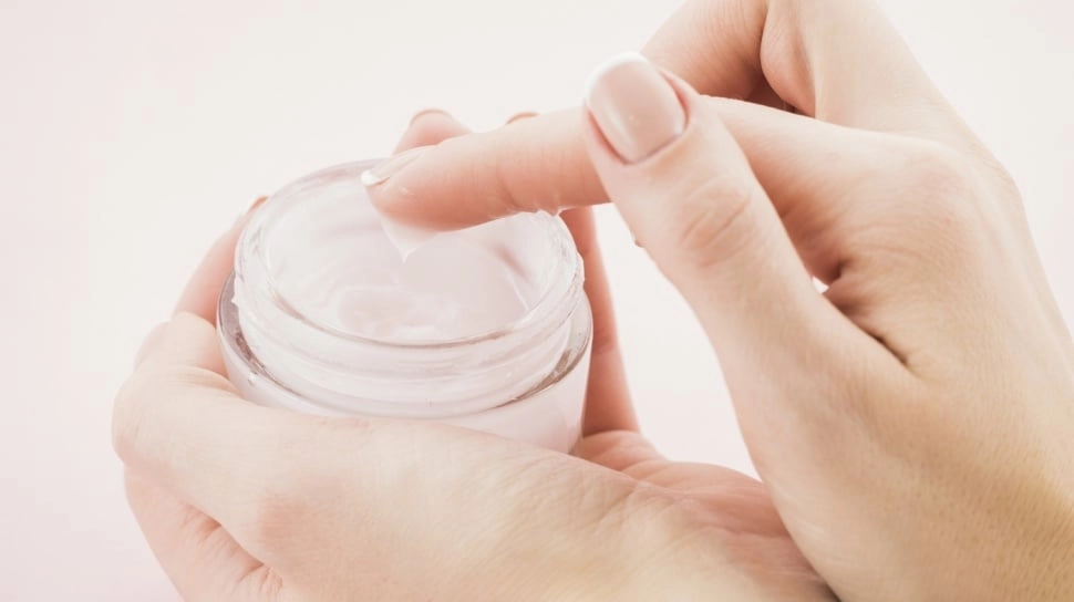 Viral Host Quezelyhere Mundur, Ini Sanksi Hukum Artis yang Pura-Pura Spill Skincare padahal Endorse