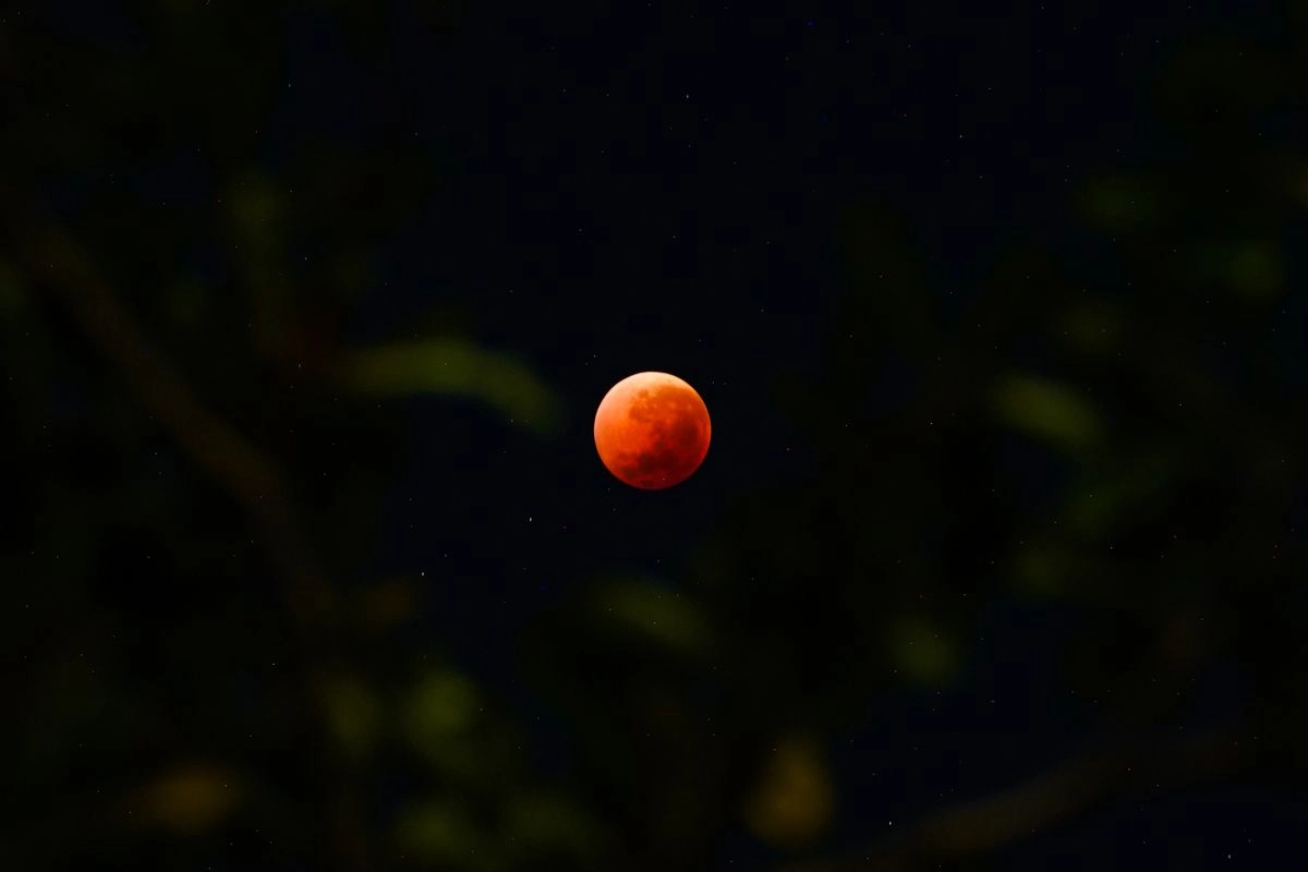 Jadwal Gerhana Bulan Total 3 Maret 2026, Bisa Sambil Buka Puasa