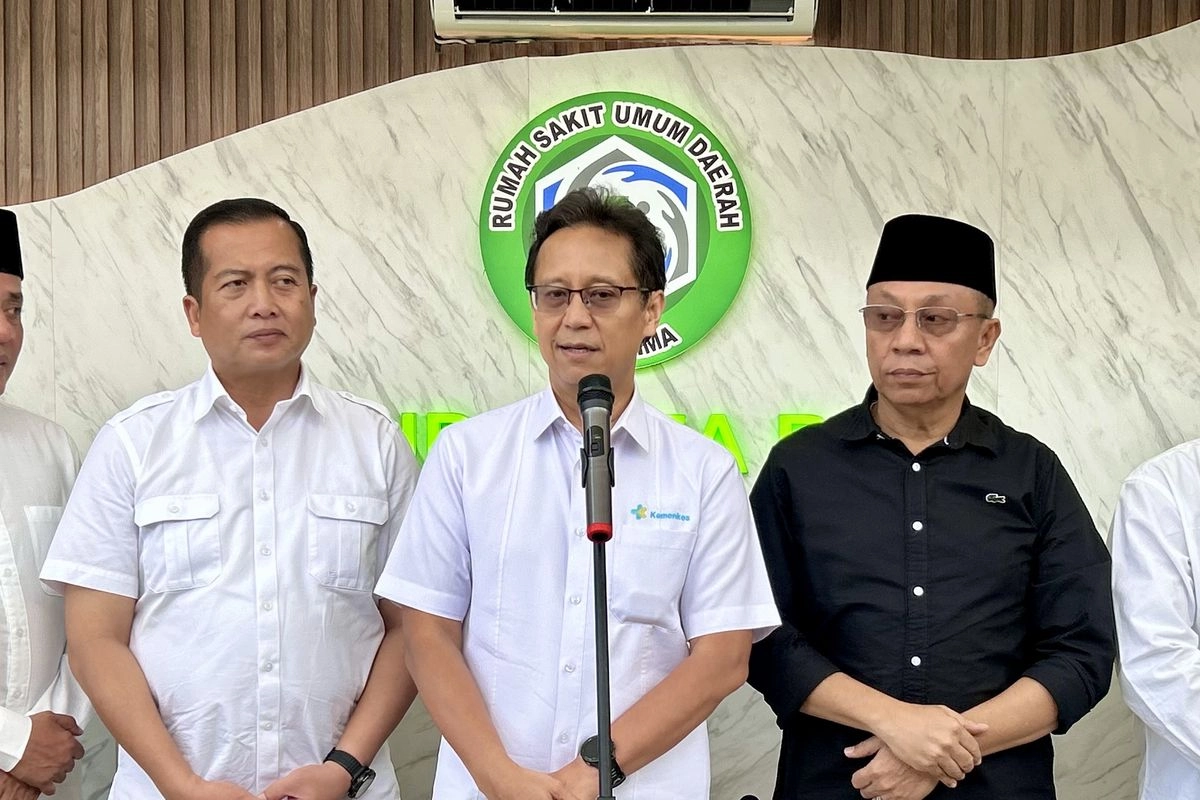 Menkes Budi Tanggapi Kekurangan Dokter Spesialis di Bima, Dorong Putra Daerah Jadi Dokter