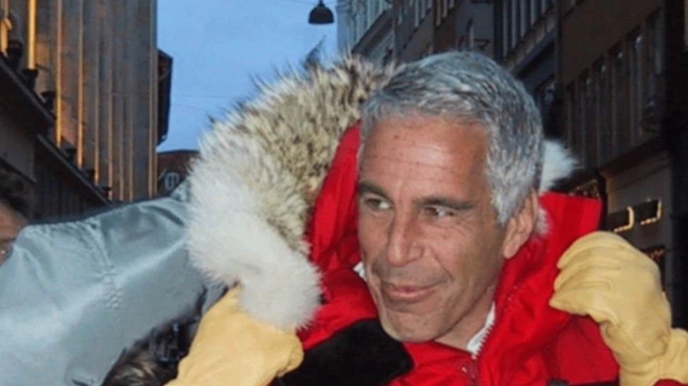 Viral! Dikabarkan Tewas Sejak 2019, Sosok Ini Sangat Mirip Jeffrey Epstein, Apakah Ia Masih Hidup?