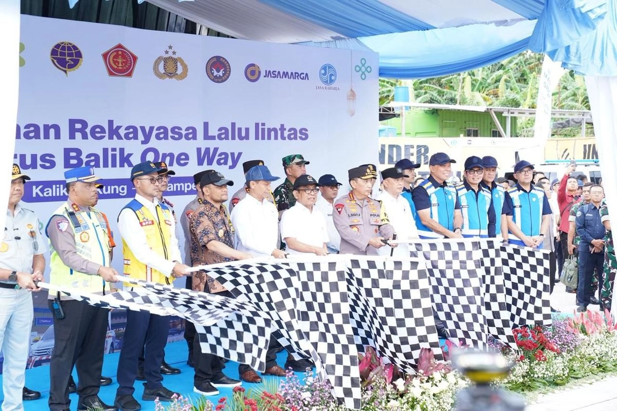 Resmikan One Way Nasional, Kapolri Ajak Masyarakat Manfaatkan WFA dan Balik Bertahap