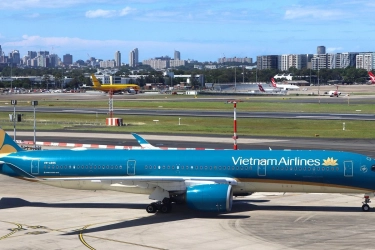 Vietnam Airlines Pangkas Penerbangan Domestik akibat Krisis Avtur