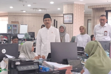 Gus Ipul Sidak, 2.780 Pegawai Kemensos Absen Tanpa Keterangan