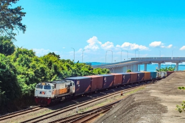 KAI Logistik Angkut 5.740 Ton Barang Selama Ramadan–Lebaran 2026