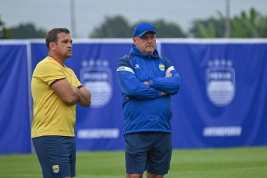 Persib Kembali Latihan, Tanpa Thom Haye dan Layvin Kurzawa
