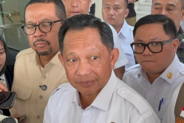 WFH 1 Hari Sepekan ASN-Swasta Tunggu Arahan Presiden