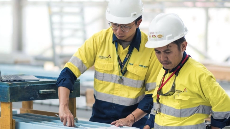 Incar Dana Global, Merdeka Gold Resources (EMAS) Mau Listing di Bursa Hong Kong