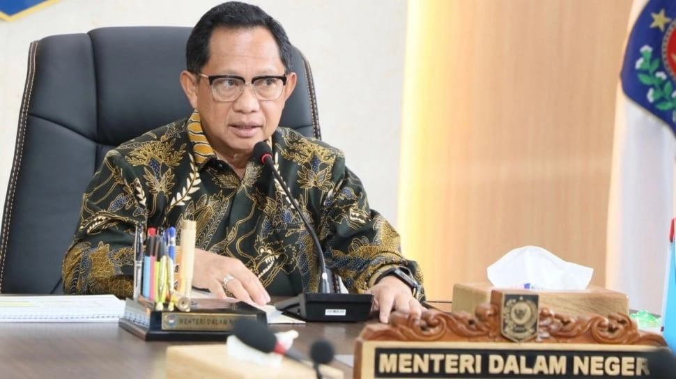 Mendagri Ungkap Penyebab Antrean BBM di Kalbar, Panic Buying Gegara Hal Ini