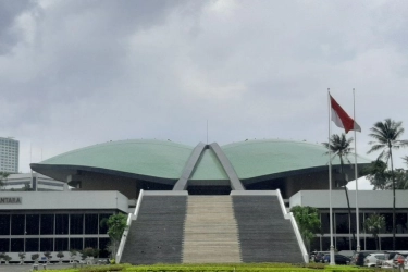 DPR Lakukan Penghematan: AC Dimatikan Pukul 20.00, Perjalanan Dinas Dibatasi