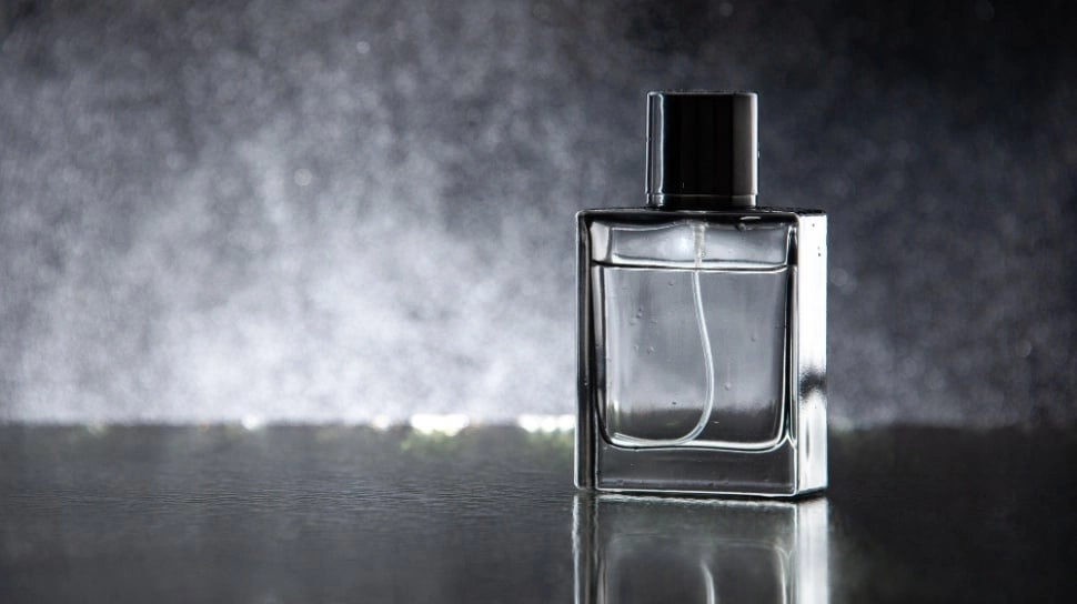 5 Rekomendasi Parfum Pria Isi Ulang, Wangi Tahan Lama Seharian