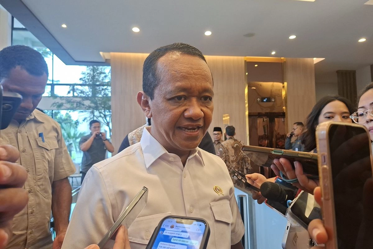 Bahlil: Bea Keluar Batu Bara Belum Berlaku per 1 April 2026