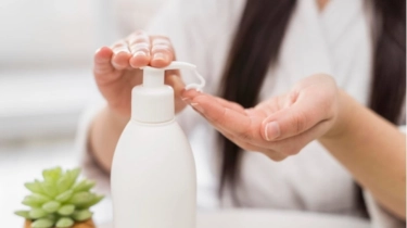 5 Body Lotion Malam untuk Mencerahkan Kulit Kusam, Harga Mulai Rp20 Ribuan