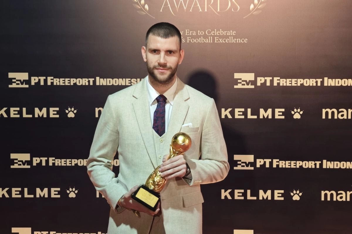 Saat Maarten Paes dan Emil Audero Bertukar Pujian di PSSI Awards 2026...