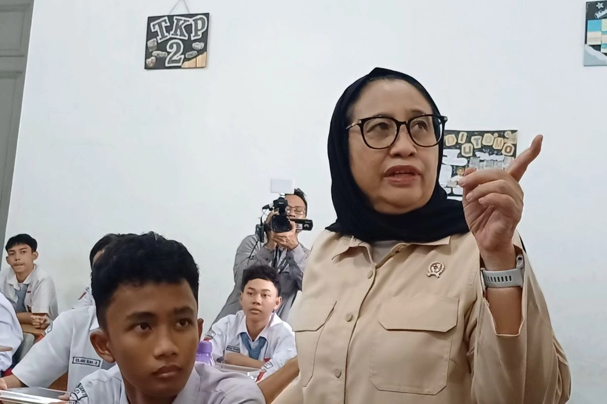 BGN: Siswa Dapat MBG Fresh Food 5 Hari, Wilayah 3T Terima Makanan Kering