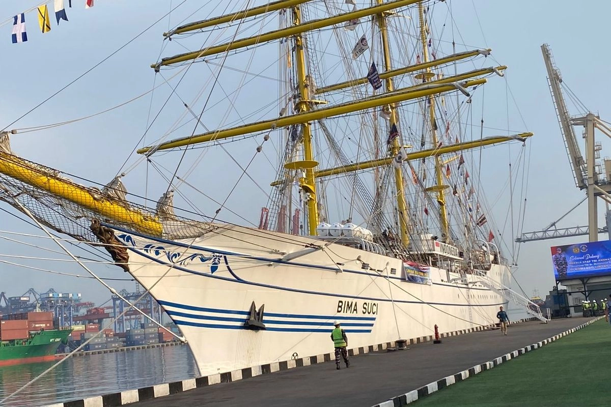 KSAL Lepas Keberangkatan KRI Bima Suci, Berlayar 124 Hari Menuju 8 Negara