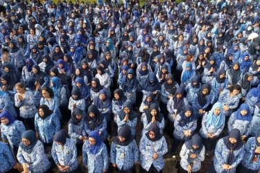 Empat Hari Kerja, Tujuh Hari Berpikir: ASN Bekerja atau Sekadar Hadir?
