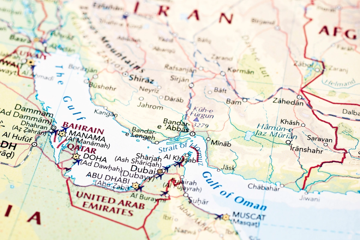 Mengapa Selat Hormuz Sulit Direbut dari Iran?